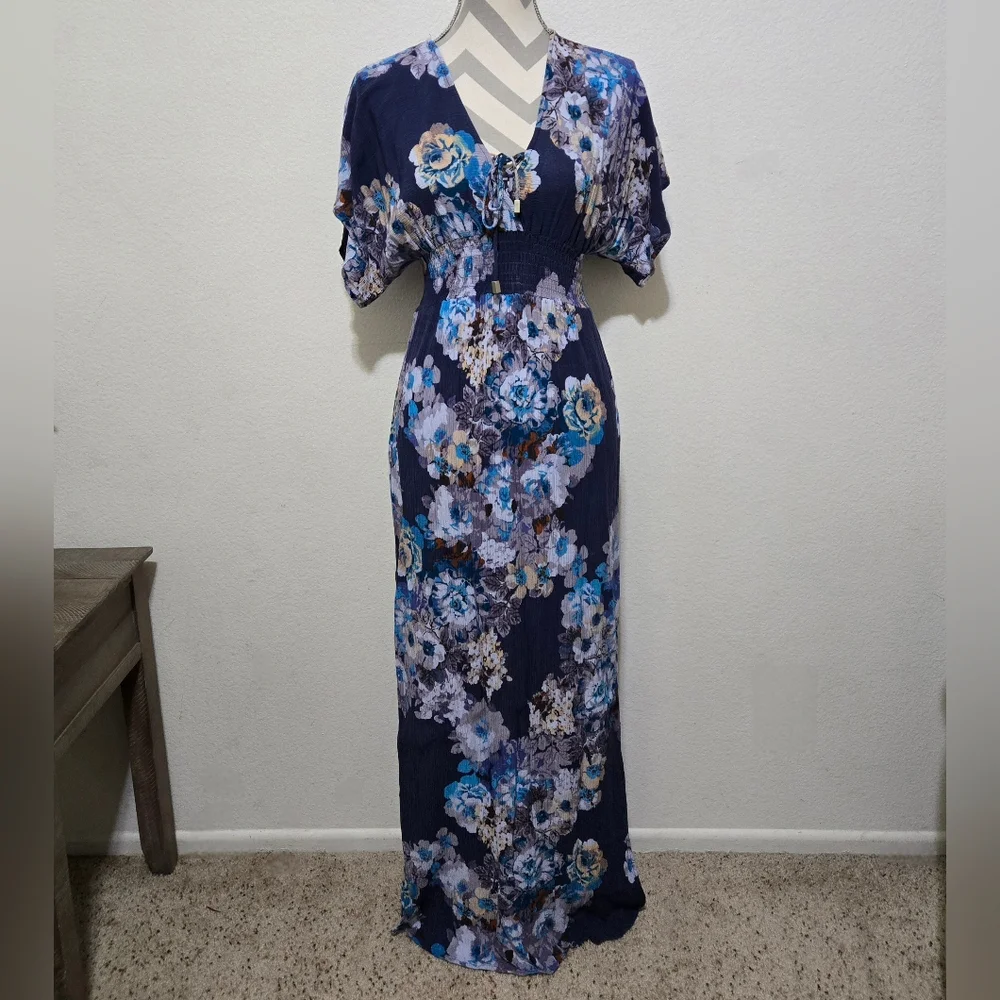 Lovestitch Blue Floral Maxi Dress Smocked Waist Size Small / Medium - Picture 2 of 13